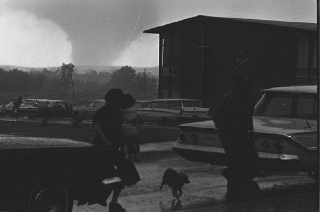 About the Pictures Topeka Tornado