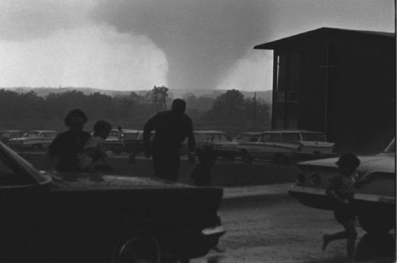 About the Pictures Topeka Tornado