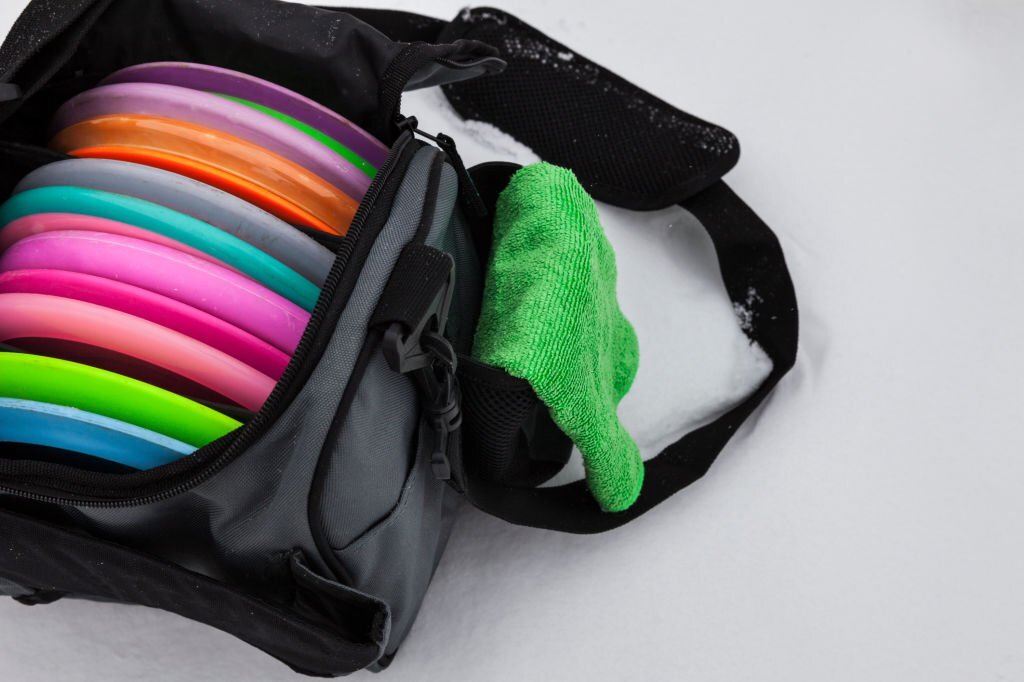 What is the best lightweight backpack A disc golf bag?