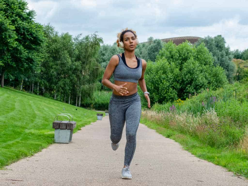 How To Avoid Camel Toeing In Leggings And Yoga Pants? TOPGURL