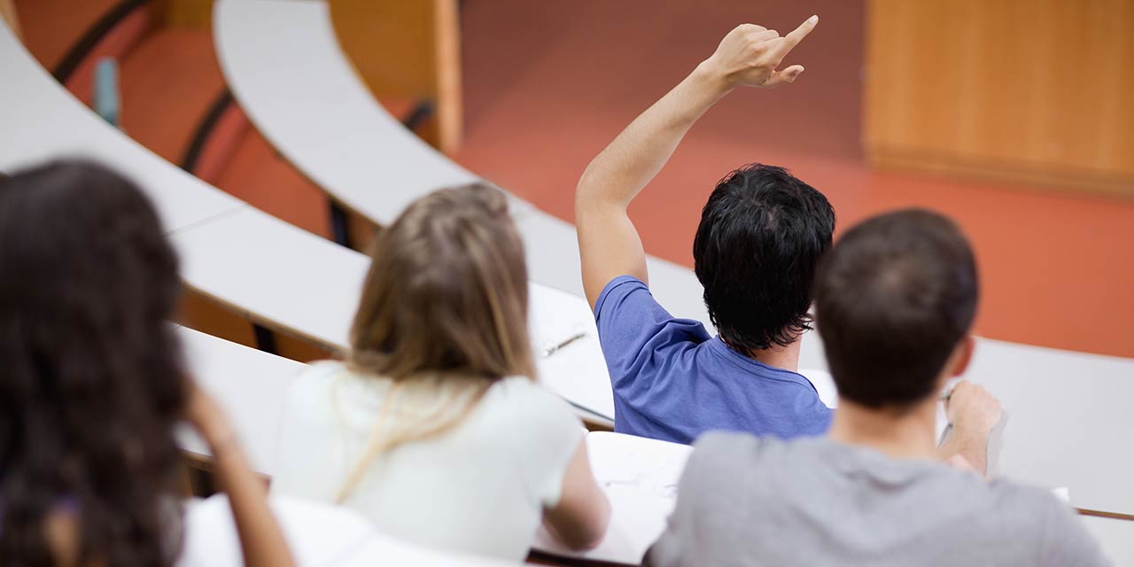 Does Class Size Matter For Student Engagement? Top Hat