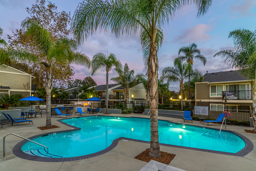 TOPIA Centrepointe Apartments