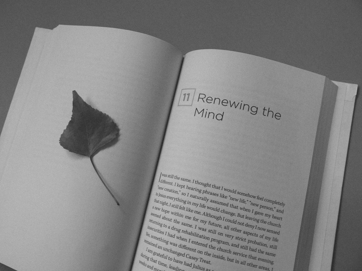 Books Are Not Outdated! Topics Reader