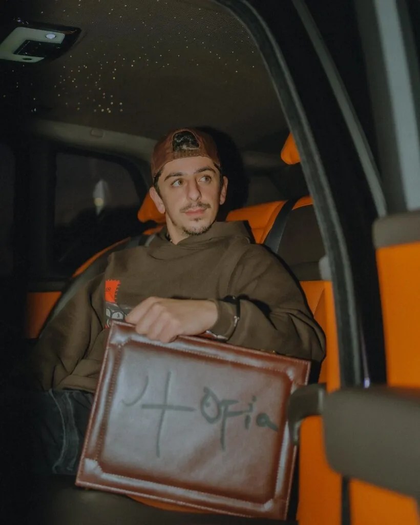 Who is the girlfriend of FaZe Rug? Unsteady relationship between FaZe