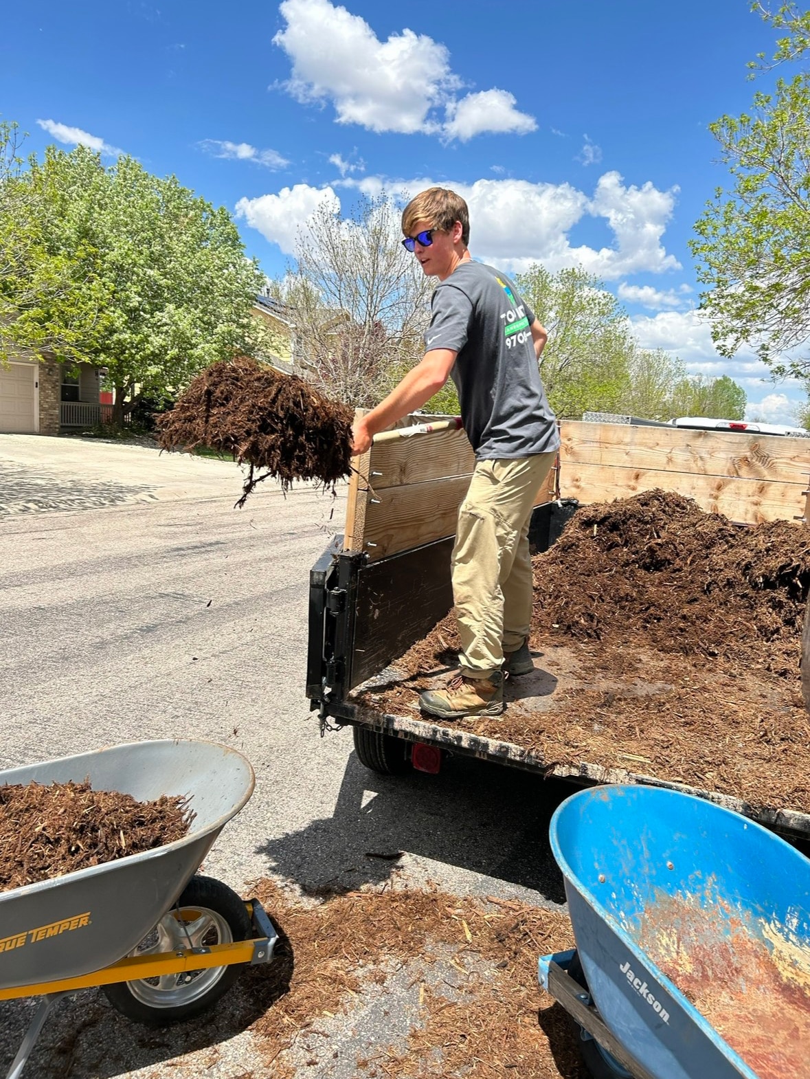 Top Notch Landscape & Maintenance
