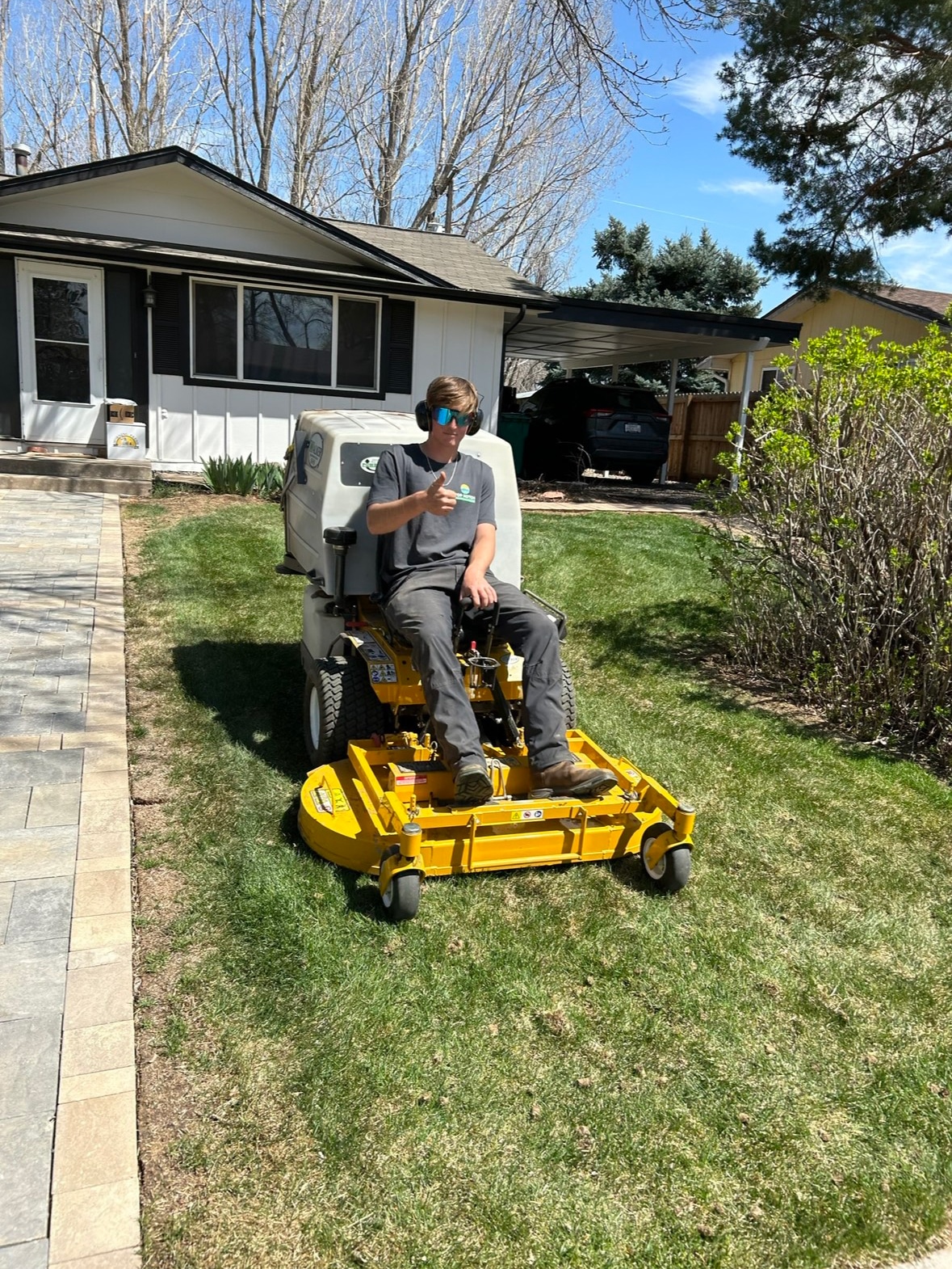 Top Notch Landscape & Maintenance