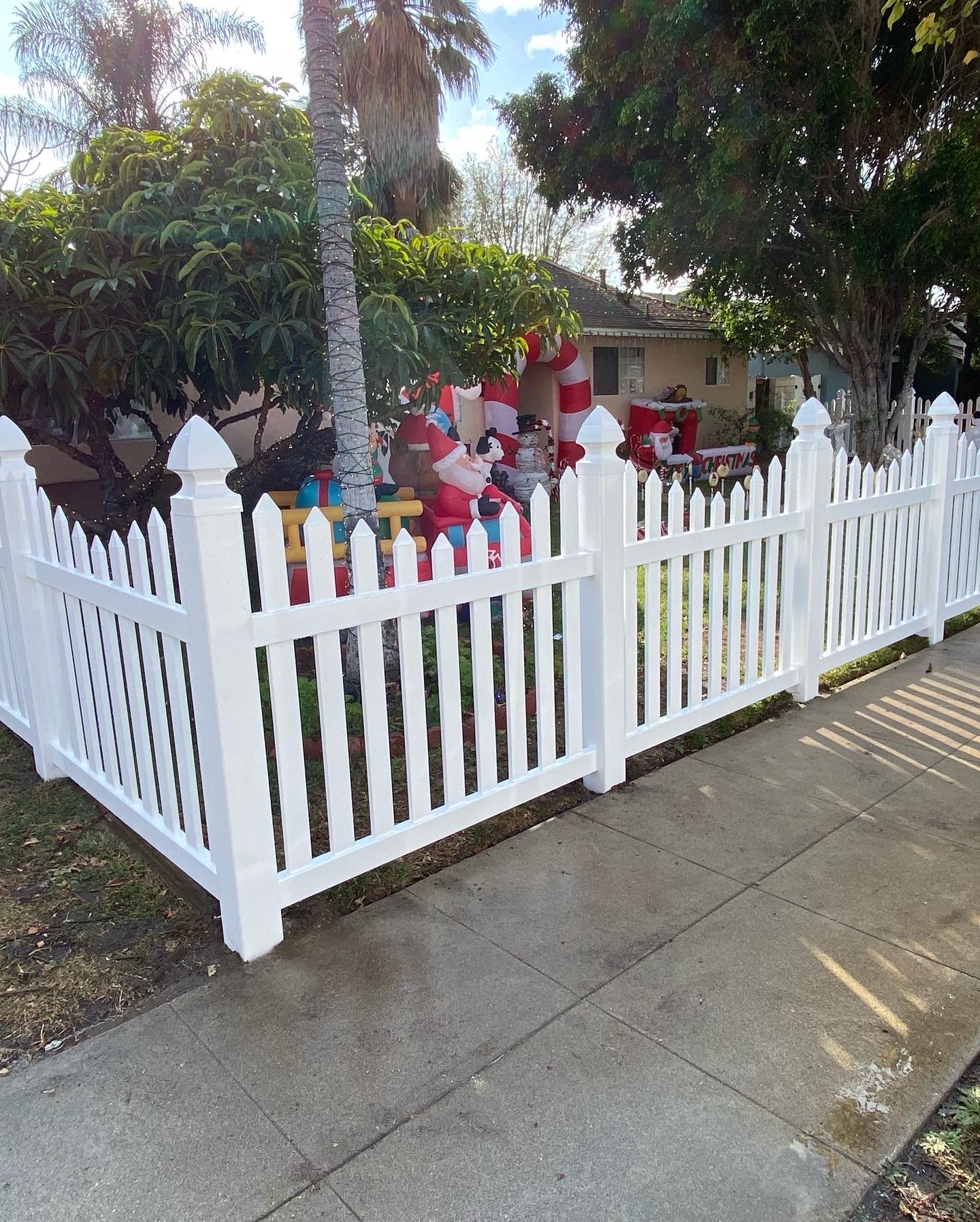 Gallery Top Notch Vinyl Fencing