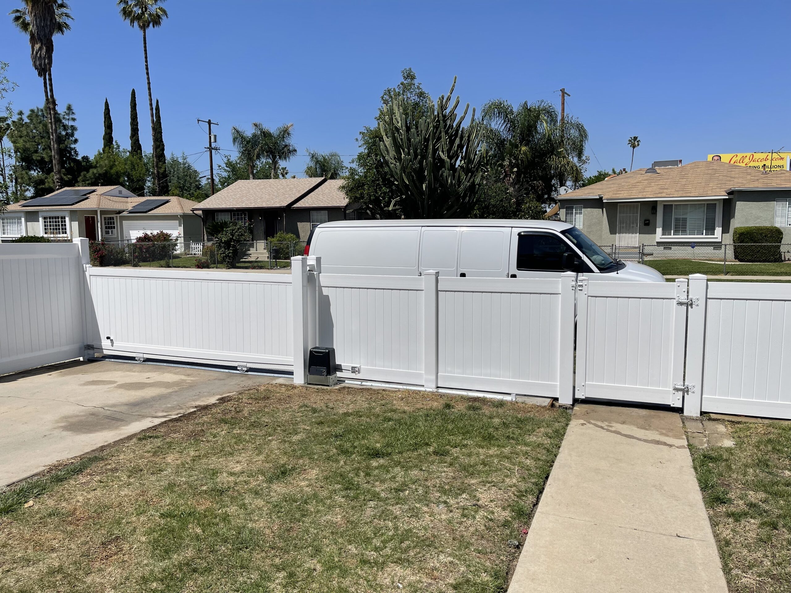 Gallery Top Notch Vinyl Fencing