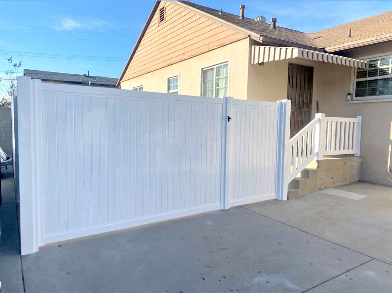 Gallery Top Notch Vinyl Fencing