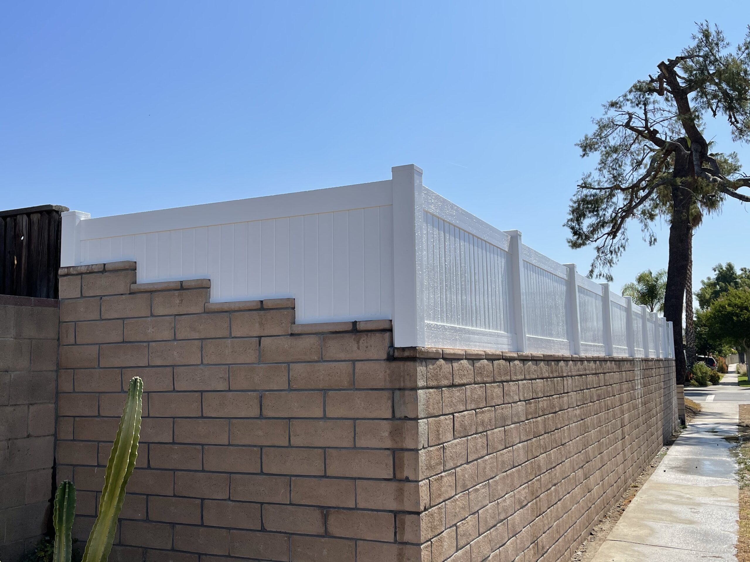 Gallery Top Notch Vinyl Fencing
