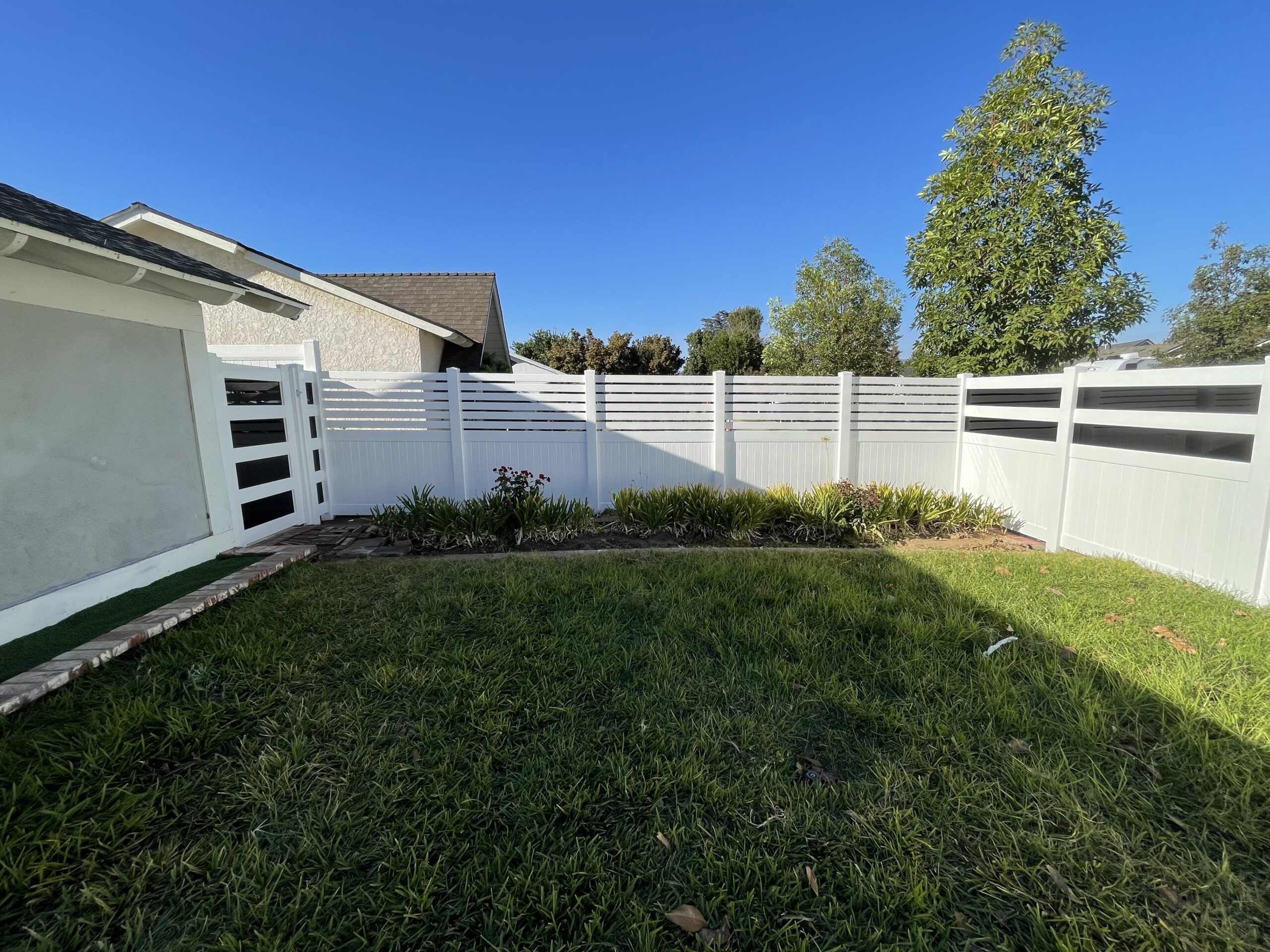 Gallery Top Notch Vinyl Fencing