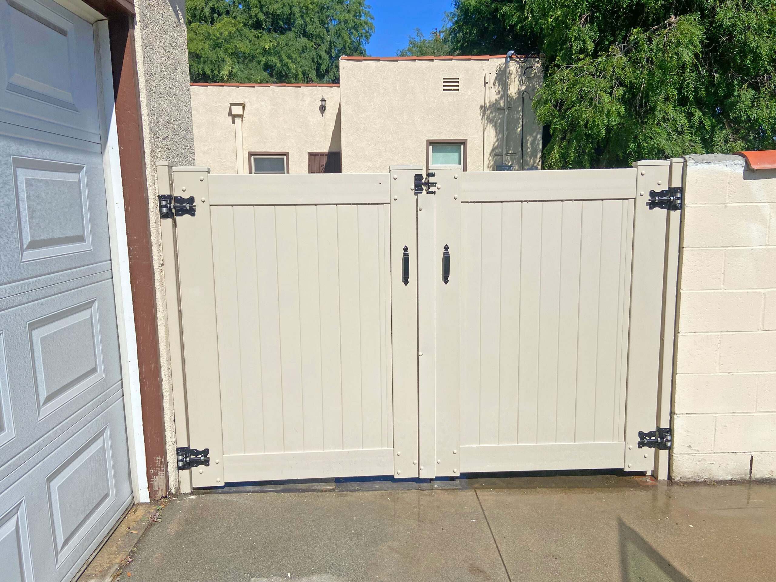 Vinyl Gates Top Notch Vinyl Fencing