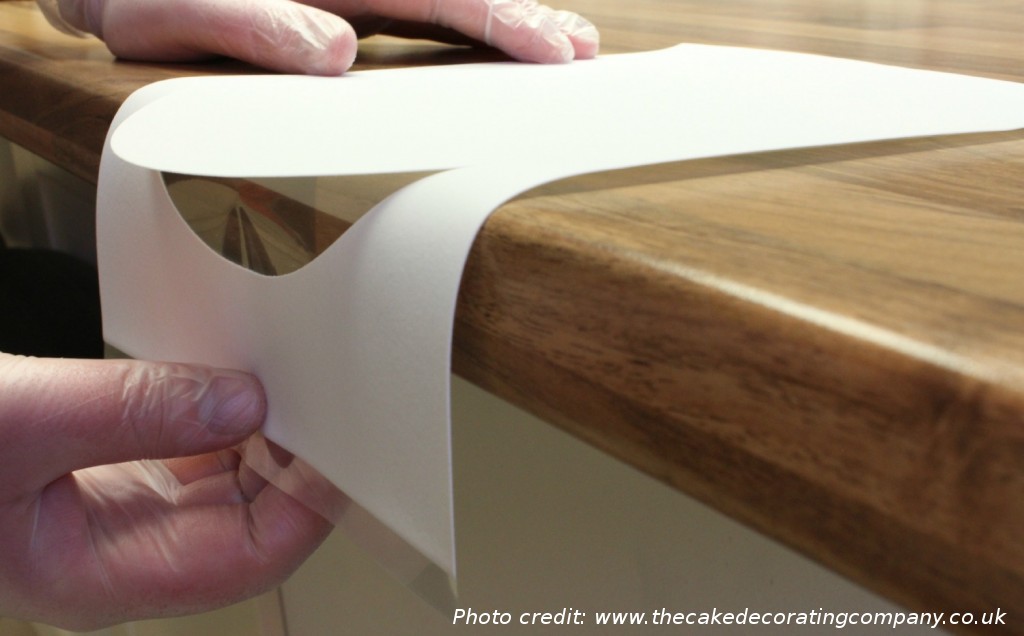 How to remove edible images from backing paper 5 tips