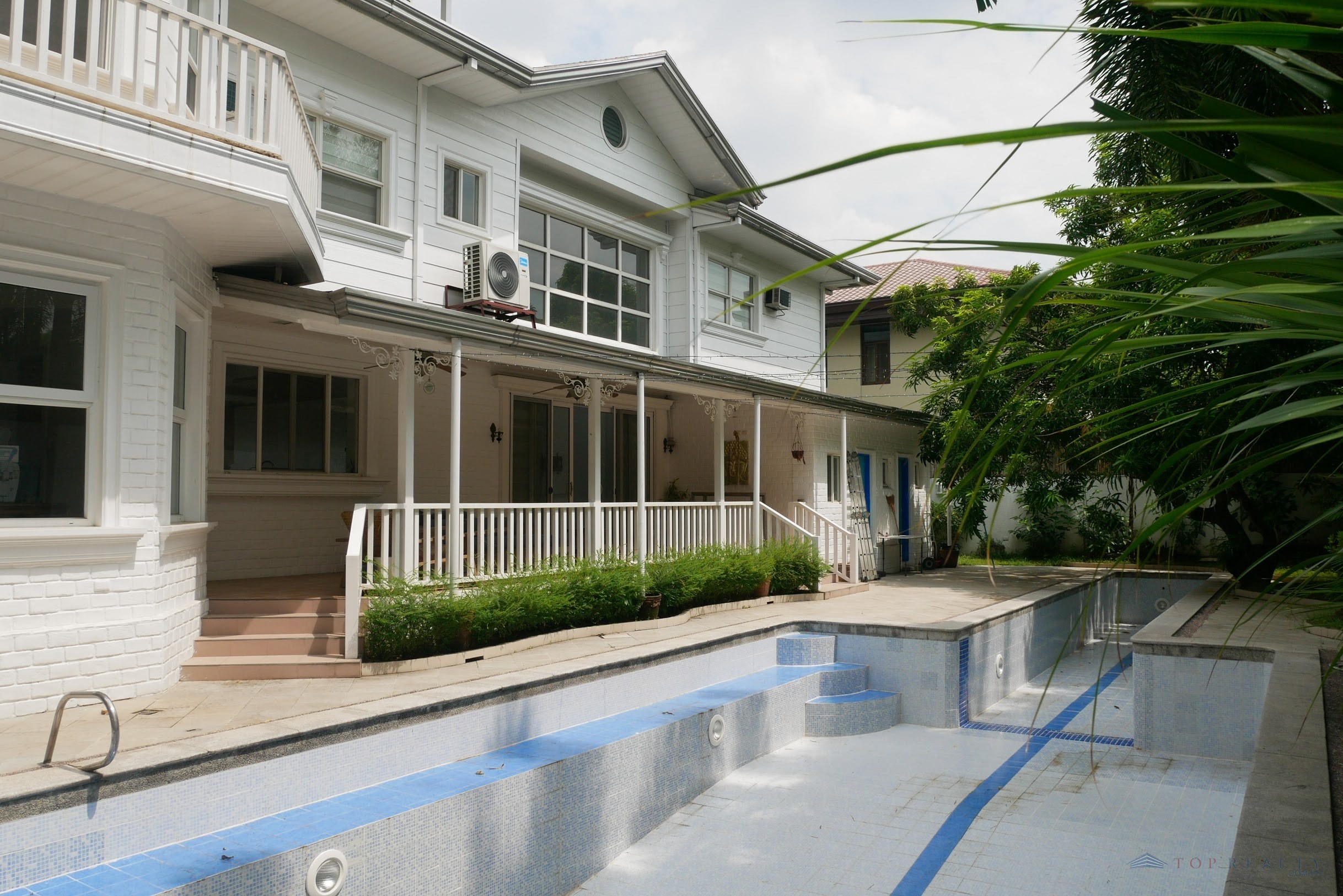 Top Realty Corporation DS881624 Seven Bedroom 7BR House & Lot for