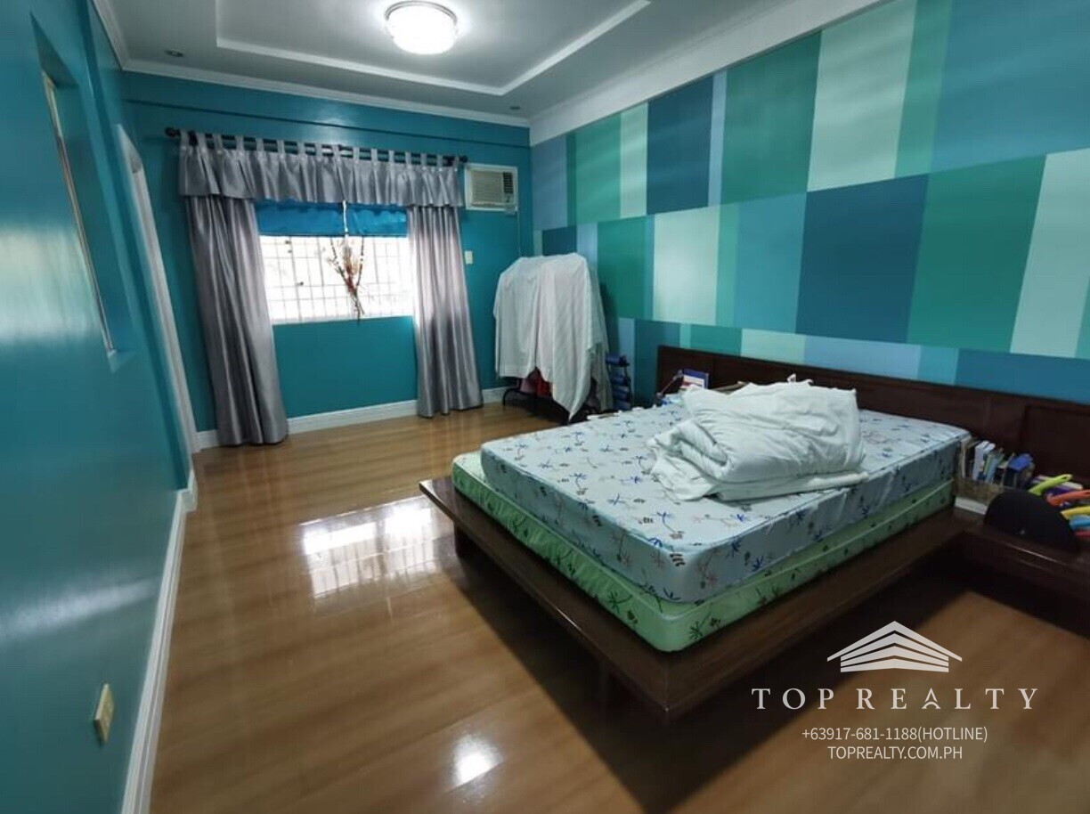 Top Realty Corporation DS882128 Cainta Greenpark Village 5BR