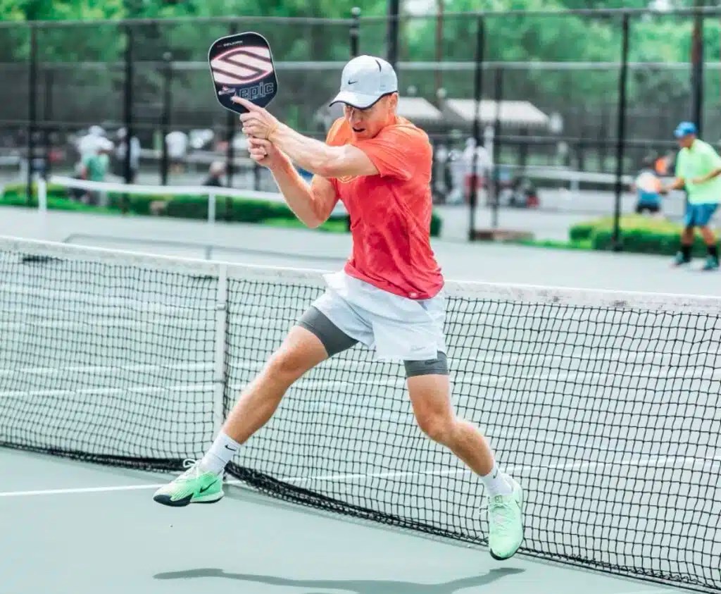 The Pickleball Backhand One Handed Or Two? TopspinPro