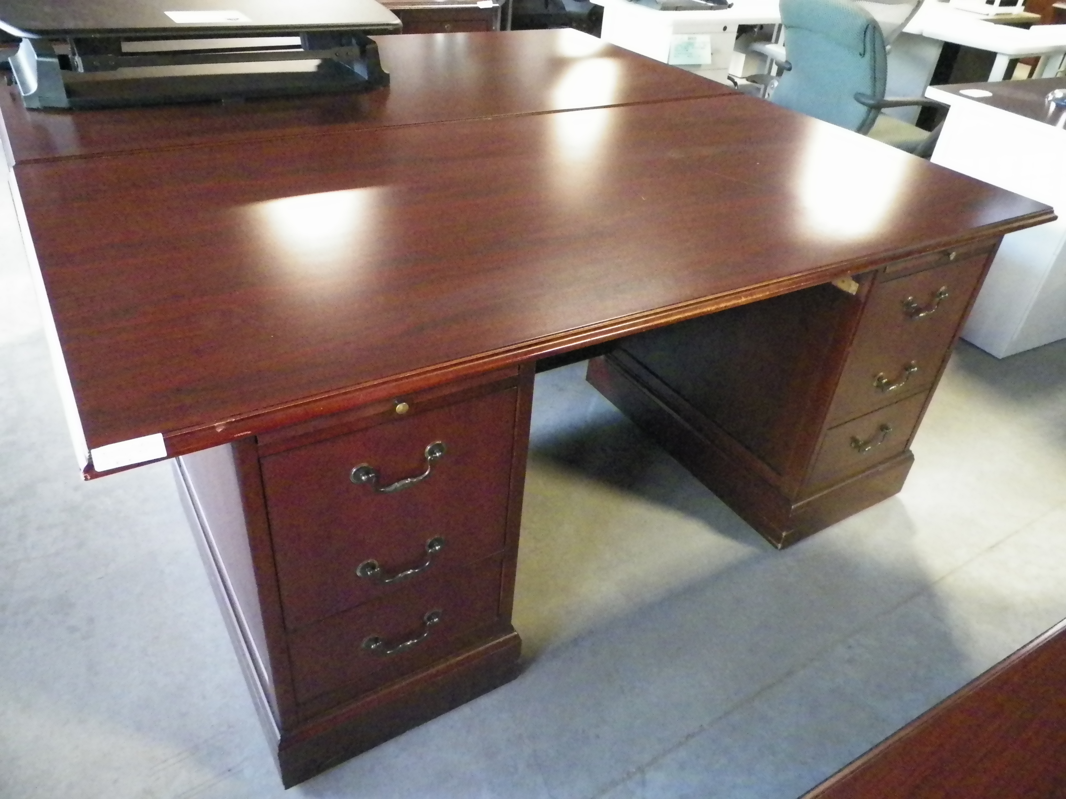 Cherry Veneer Office Furniture at Vincent Sullivan blog