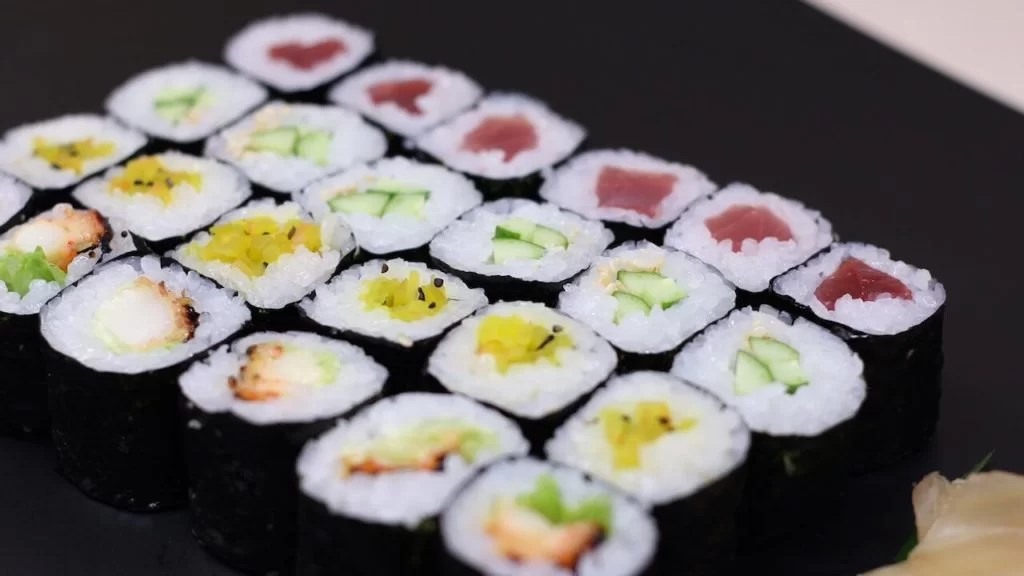 Sushi Roll Calories Guide How To Eat Healthy Top Sushi Machines