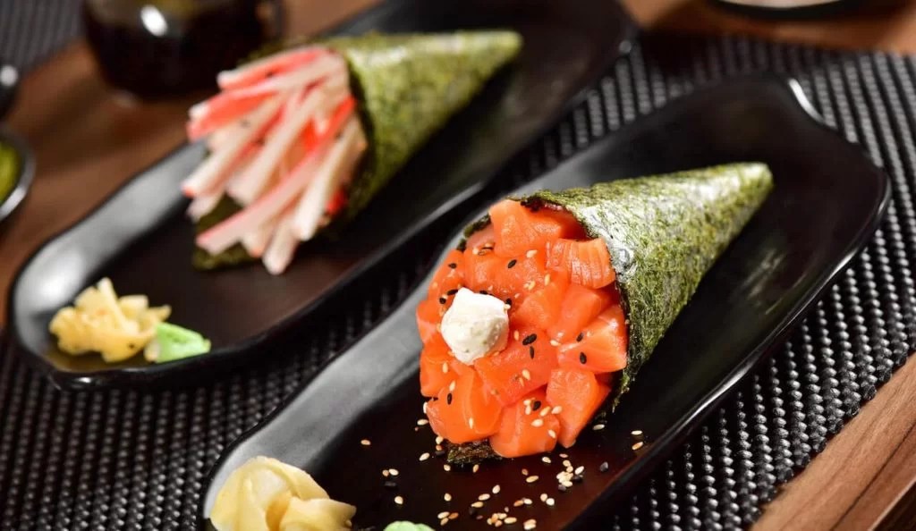 Sushi Without Rice, Low Carbs and Delicious Top Sushi Machines