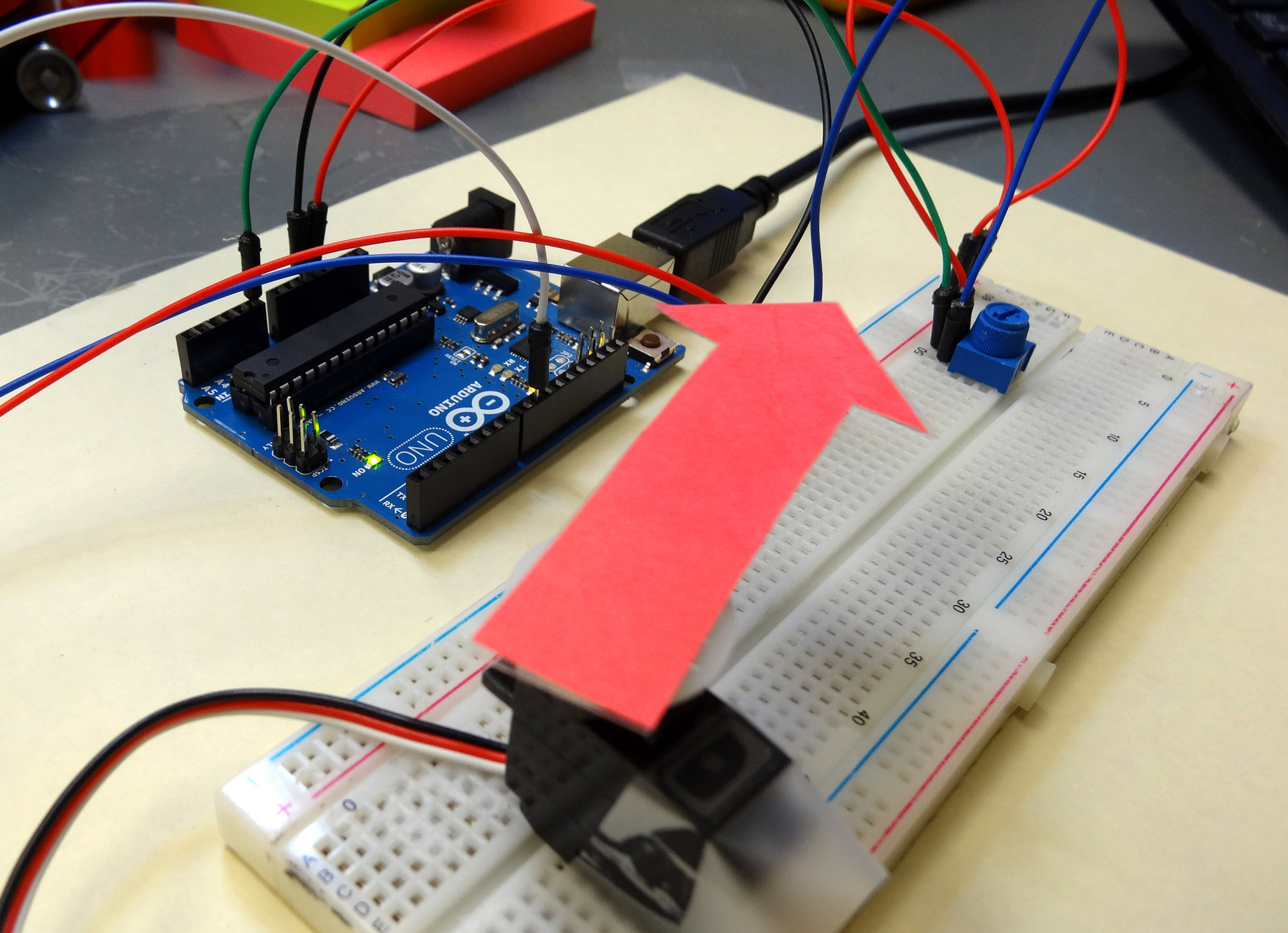LESSON 16 Controlling a Servo with Arduino Technology Tutorials