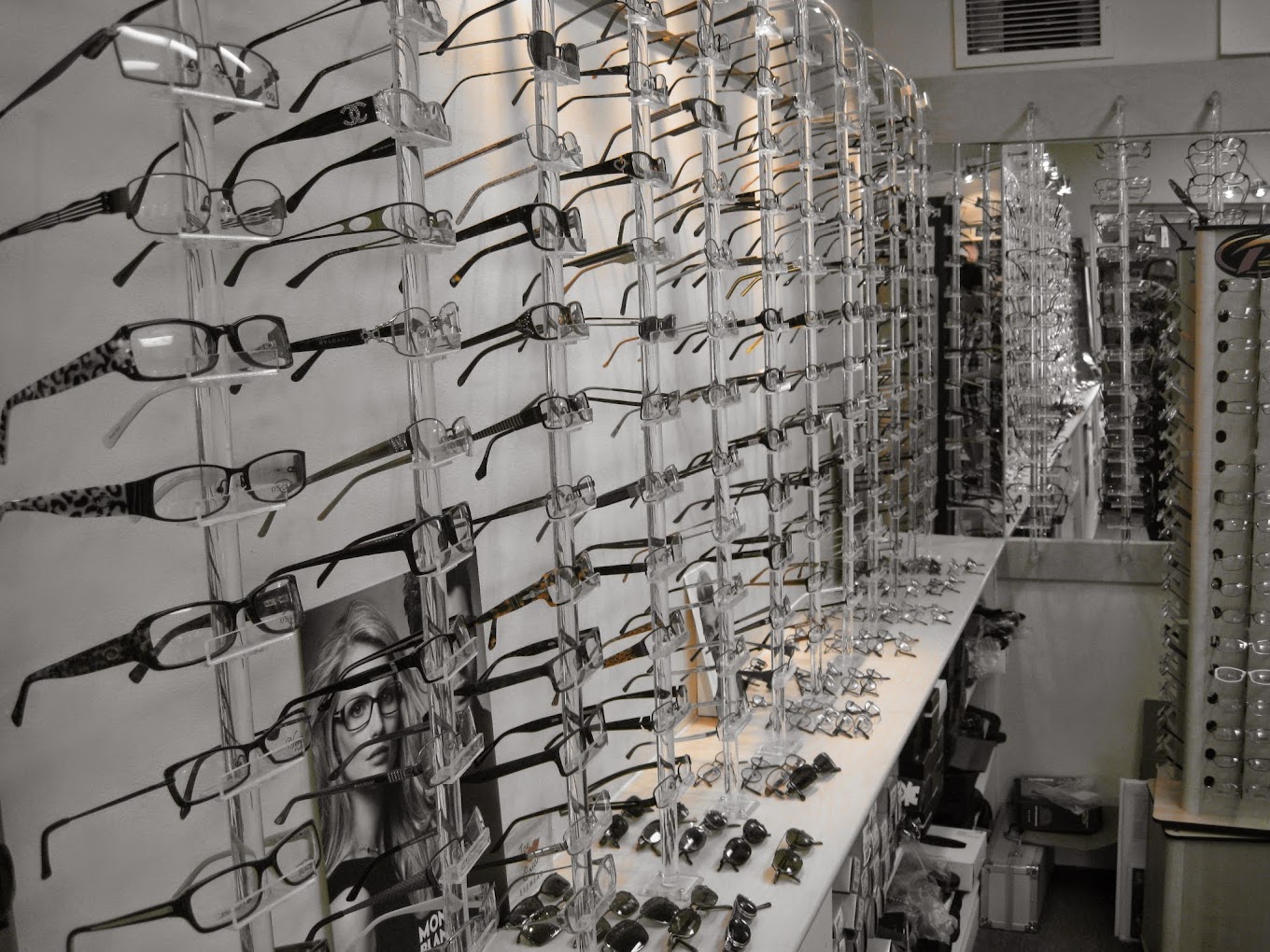 10 Best Eyewear & Optical Stores in Oshawa, ON [2024]