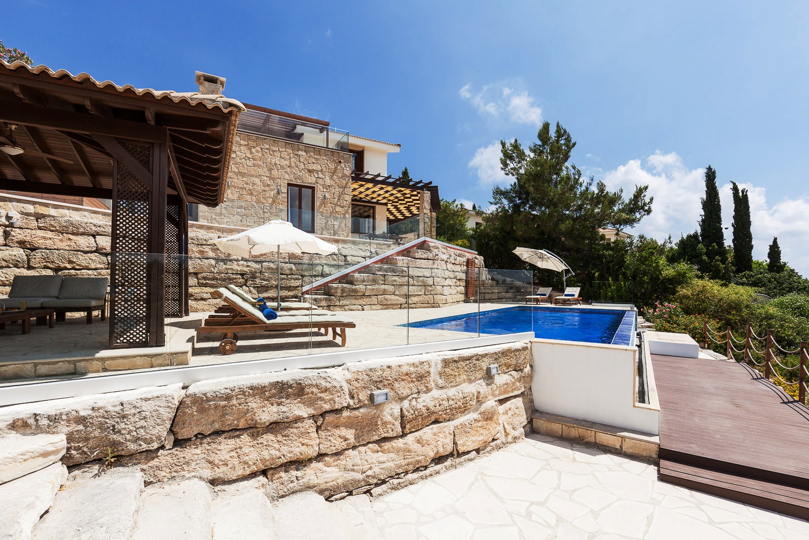 EXCEPTIONAL 4 BEDROOMS VILLA FOR SALE APHRODITE HILLS GOLF RESORT