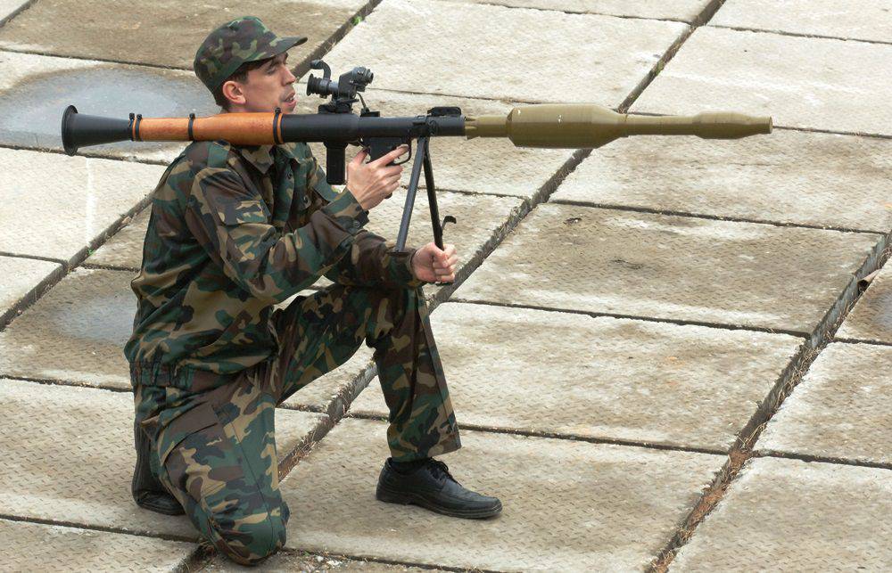 Американцы начнут серийное производство копии гранатомёта РПГ7