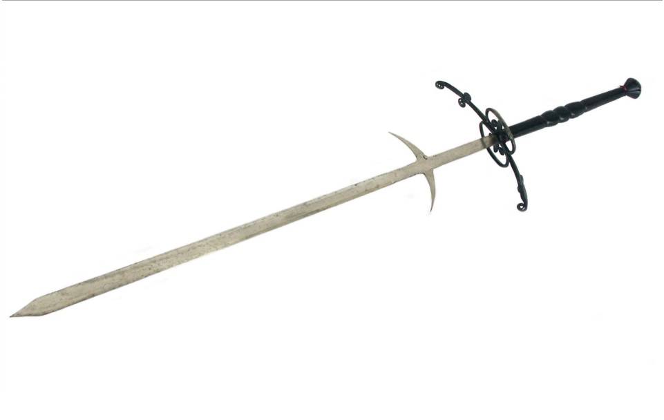 5 of the most formidable twohanded swords of the Middle Ages