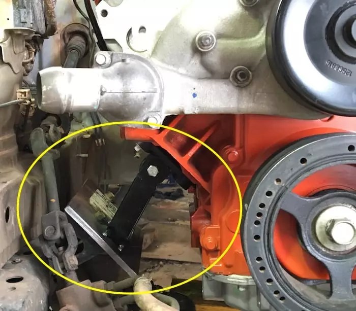 Let's Build A Race Car A Pajero Ute. Making New Engine Mounts.