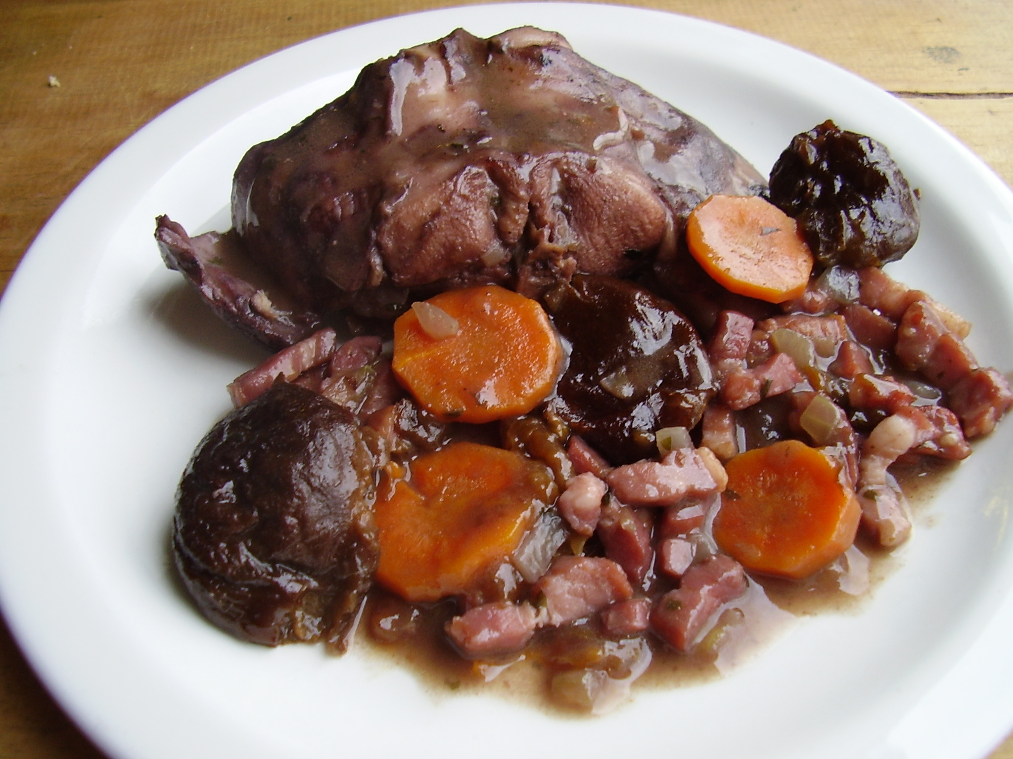 Lapin aux pruneaux Toque de Choc