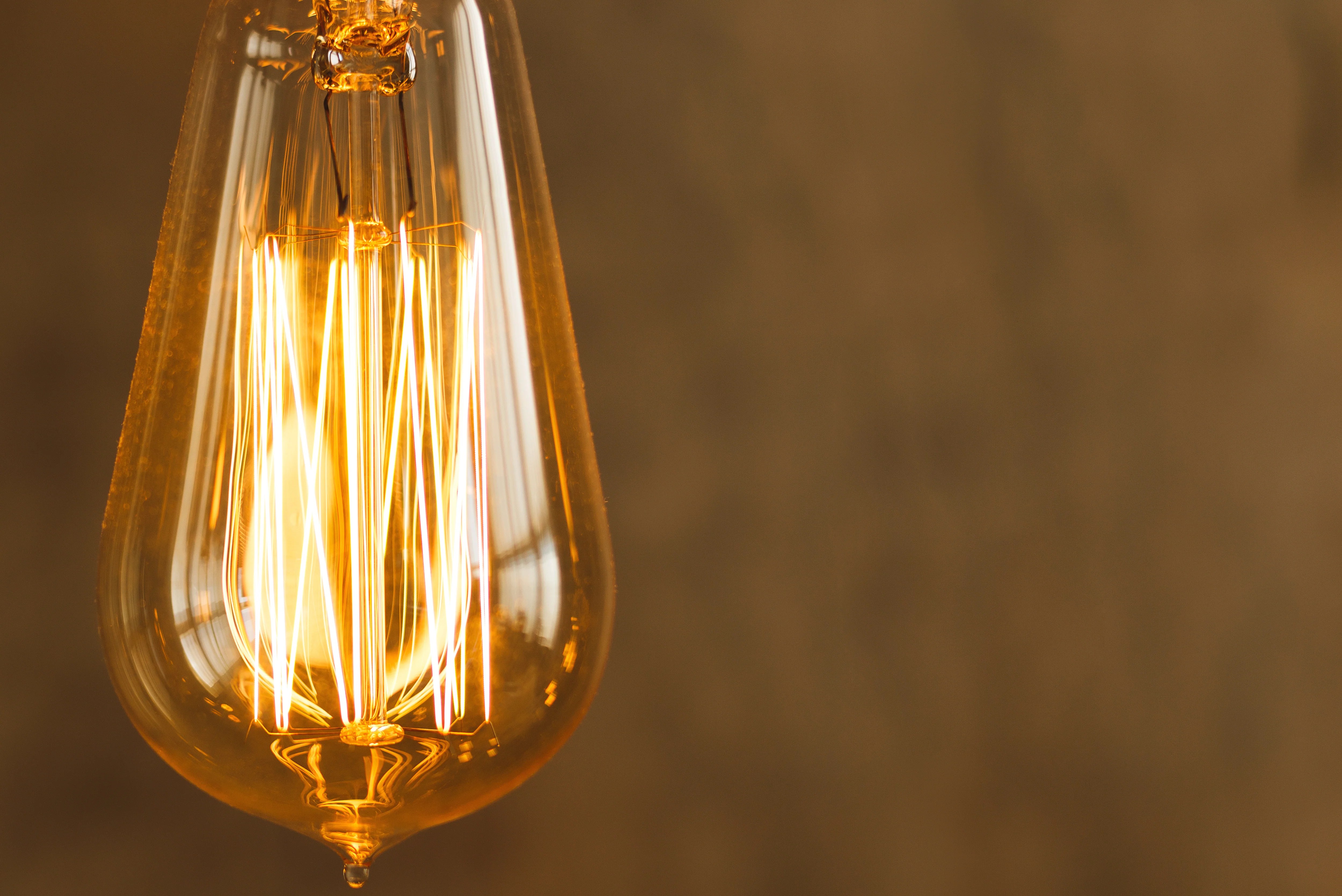How Do LED Edison Bulbs Rekindle Vintage Vibes with Modern Efficiency