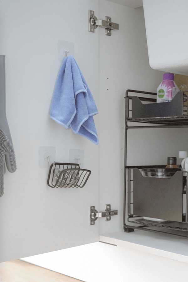 7 Genius Steps To Organise Cleaning Supplies Under The Sink » Torera