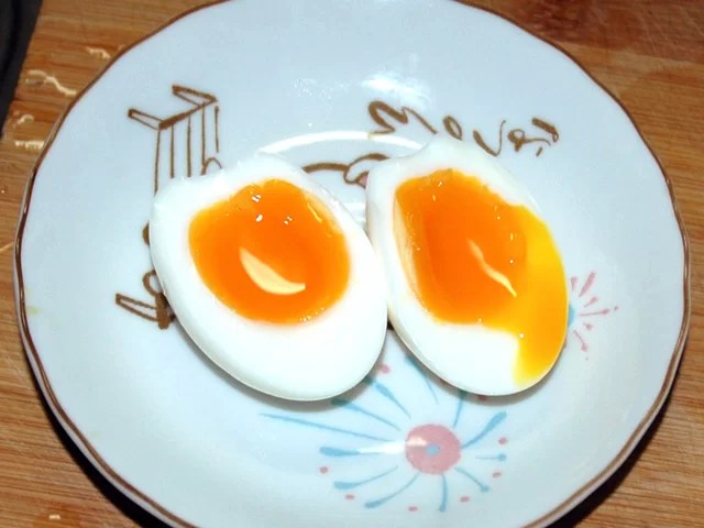 半熟ゆで卵を作りたい！簡単なレシピと殻を綺麗にむく方法を解説！ トレトレの昨日の？を今日で解決！