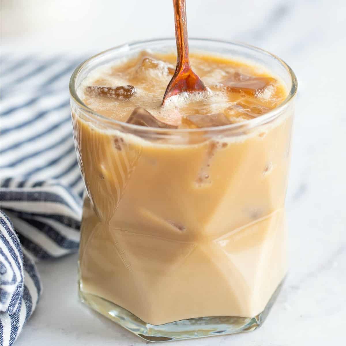 Creamy Root Beer Rum Cocktail