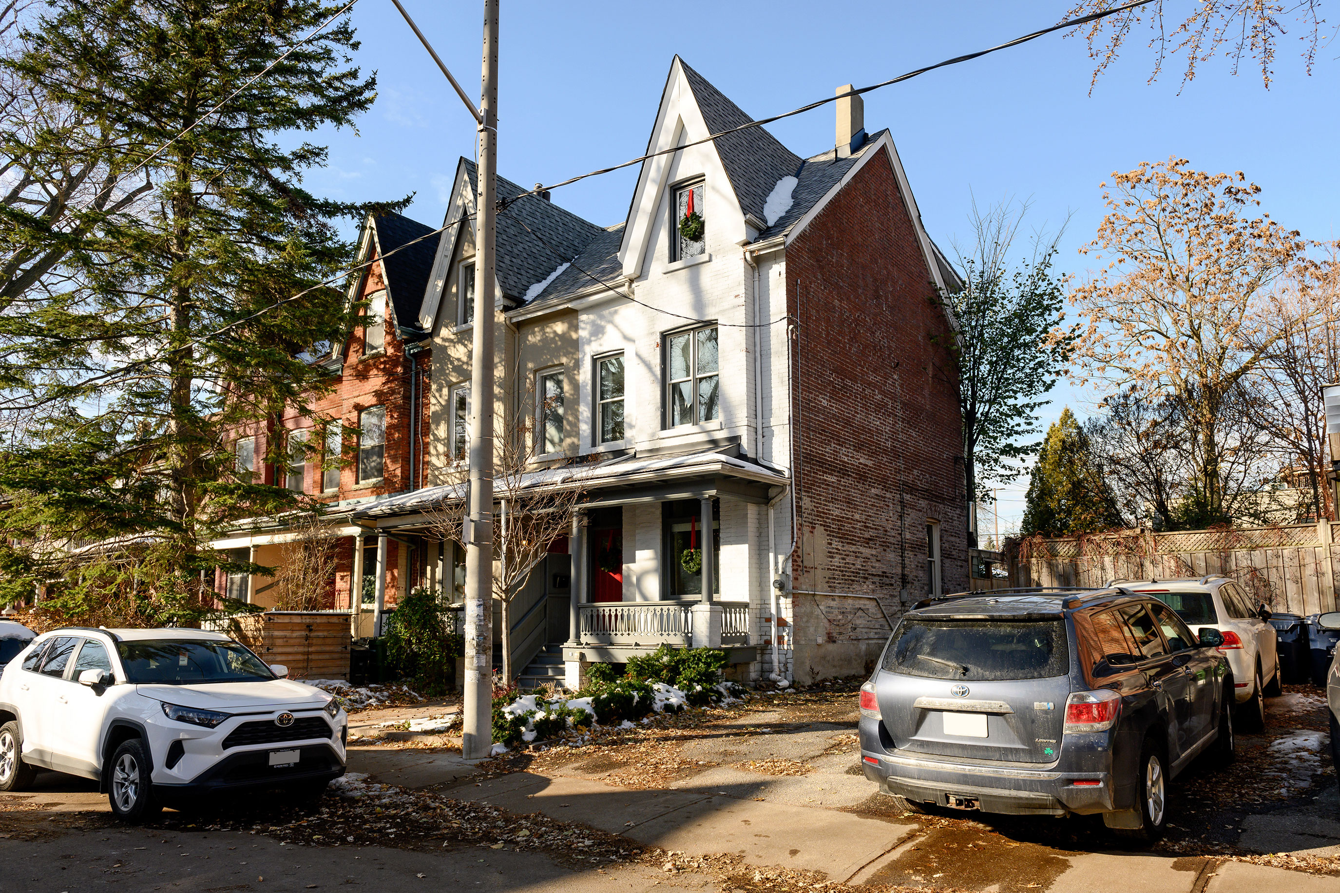 The Chase How these newlyweds found their forever home in Riverdale