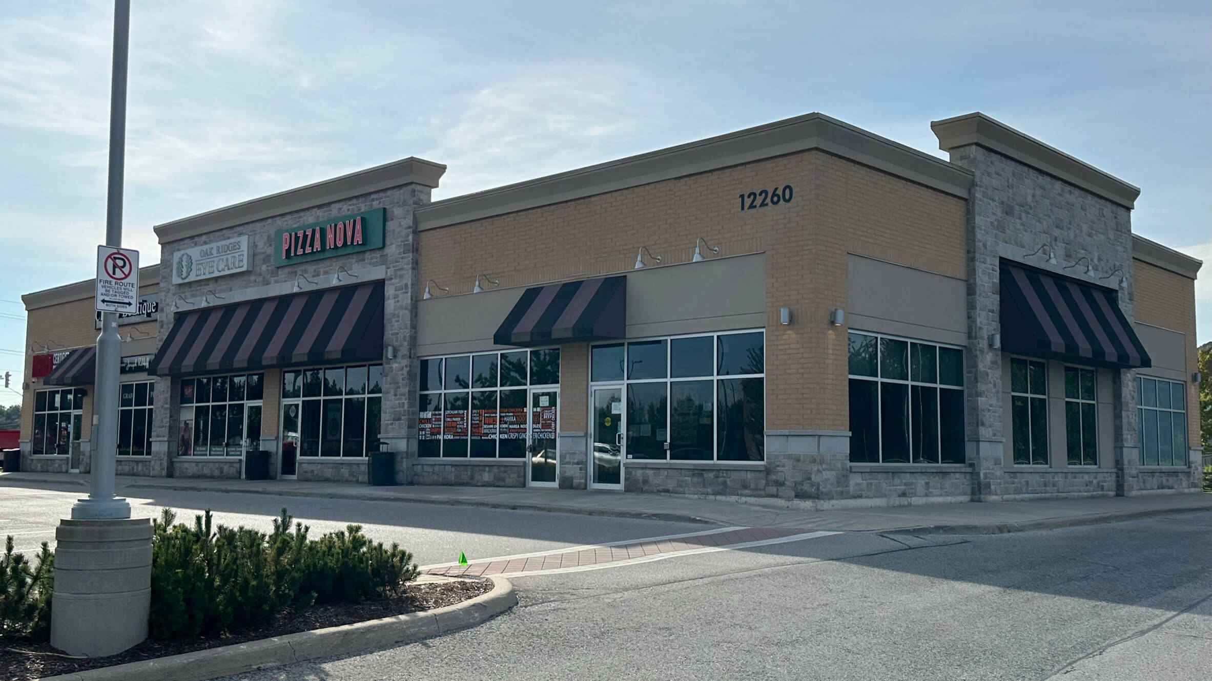 12260 Yonge st Toronto Restaurant For Sale