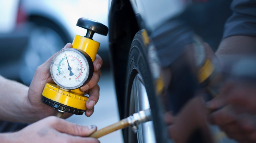 What Causes Popping Sound In Front End When Turning? Torque Trip