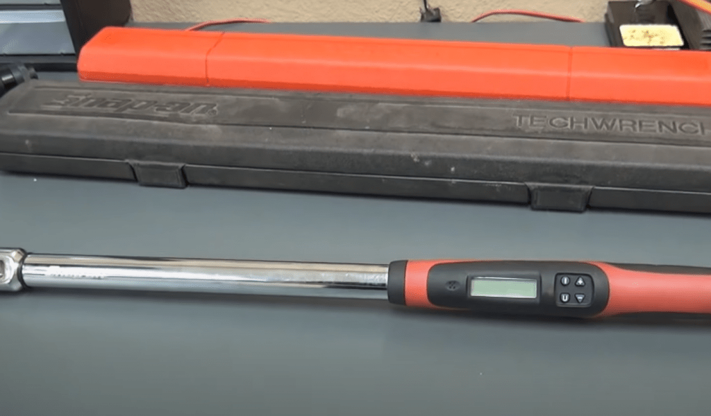 Gearwrench 85062 Torque Wrench Review in 2022 TorqueWrenchGuide