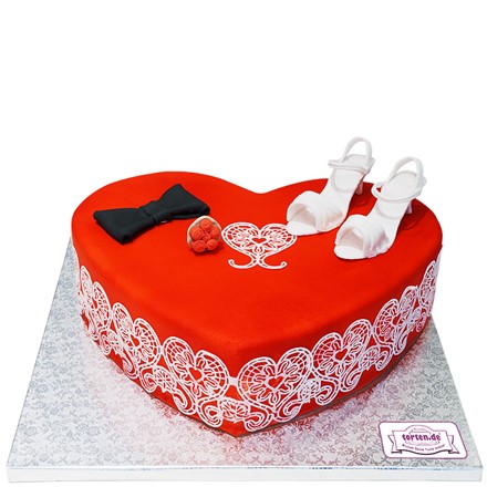 Herz Torte Kuchen In Herzform Selbstgemachte Herztorte