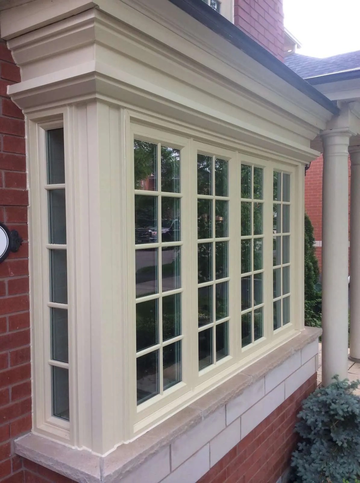 Torwin I Best Bay, Bow & Greenhouse Windows in Oakville
