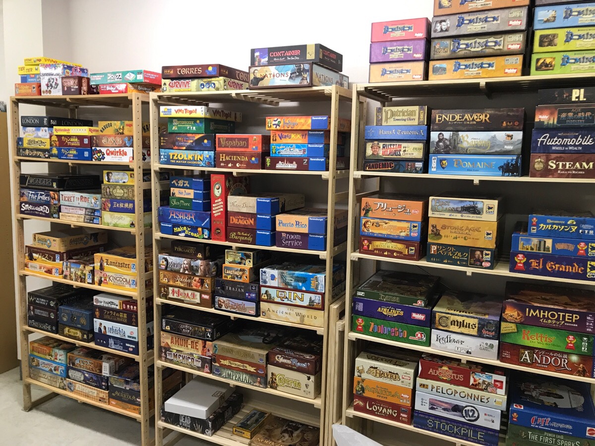 ボードゲーム「ペンギンパーティ」の紹介。イラストもかわいいですよ！ とっしゃんのおもロジカル