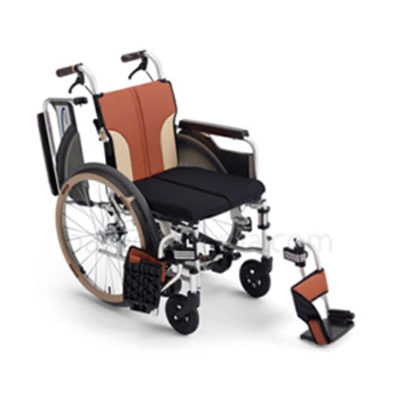 介護用車椅子は購入よりレンタルがお得？！鳥取市の福祉用具レンタルなら株式会社トータルゲートへ