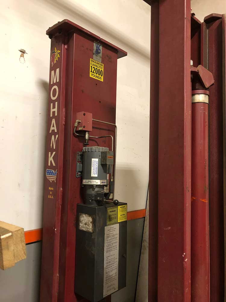 Mohawk Auto Lift LMF12 Total Tool
