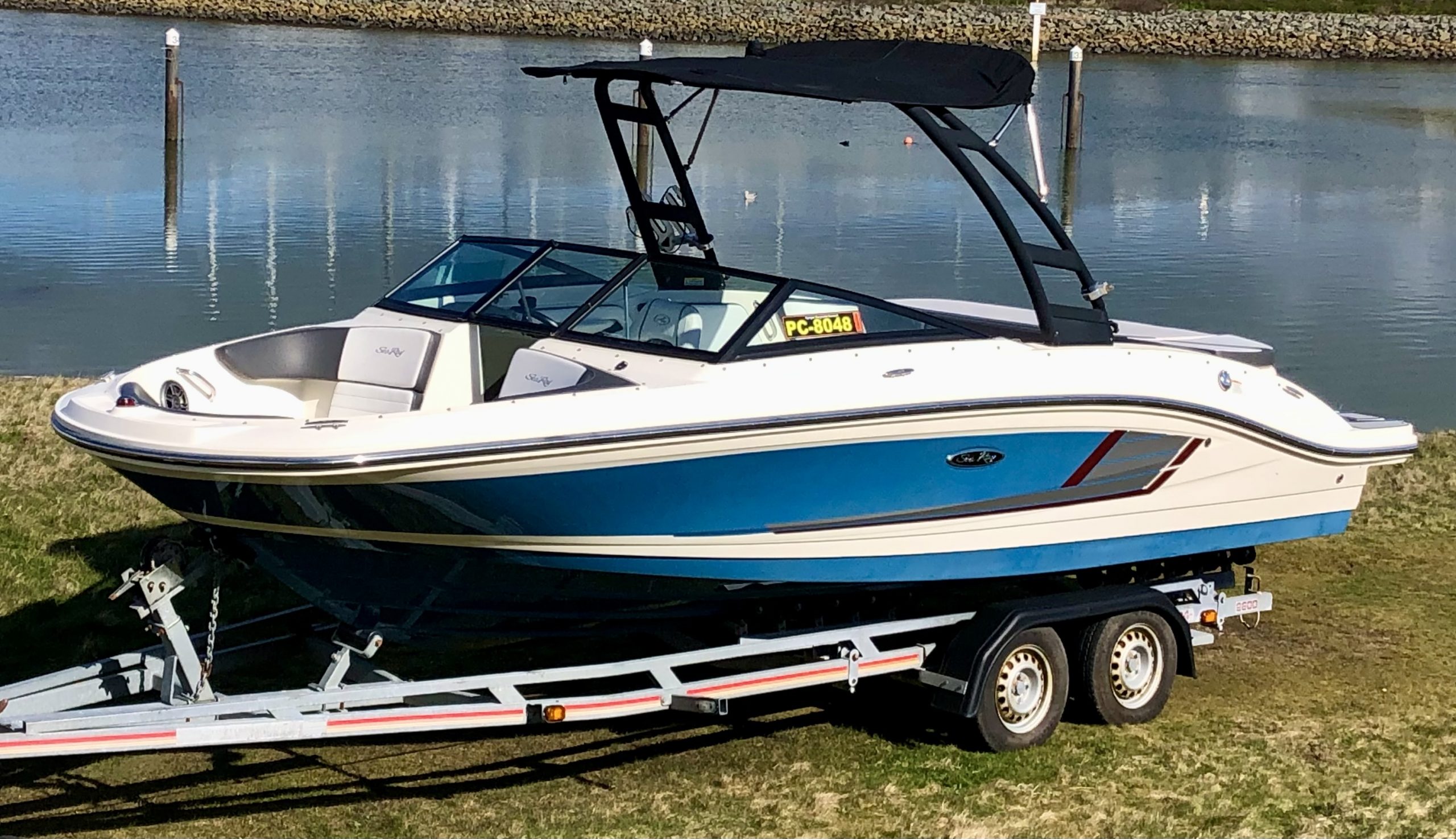 Sea Ray 21 SPX Bowrider + MerCruiser® 4.5L MPI Total Boat Sales