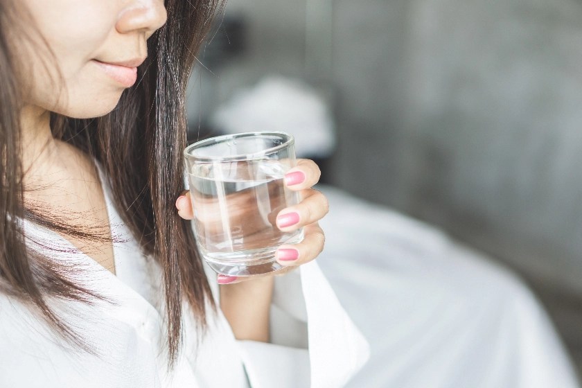 Why Does Water Taste Bad In The Morning After Sitting Out? Totally Drinks