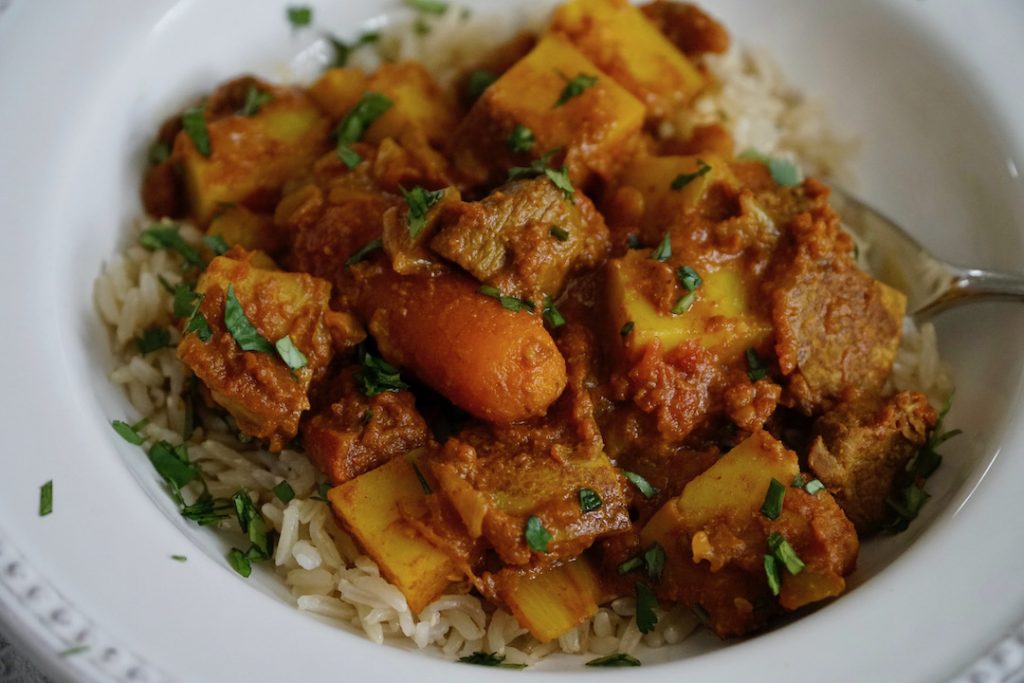 Simple Beef Curry with Potatoes and Carrots To Taste