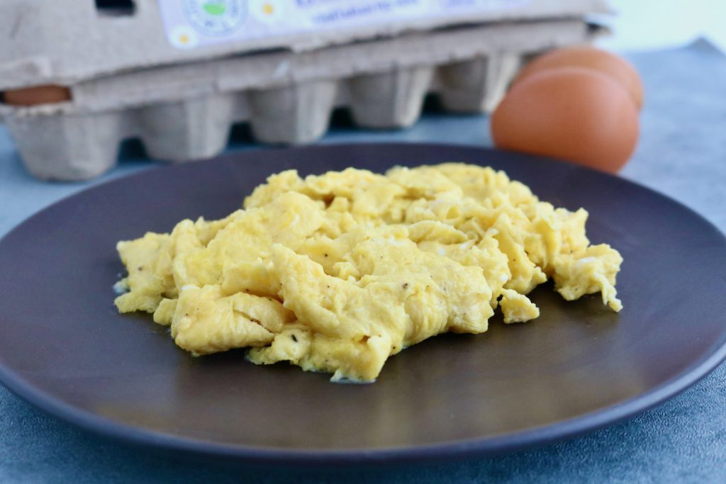 Simple Scrambled Eggs Quick & Easy! To Taste