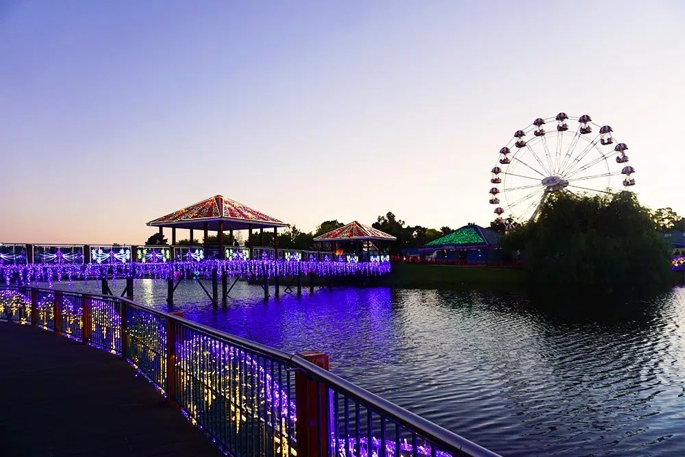 Christmas Lights Geelong Adventure Park • Review TOT HOT OR NOT