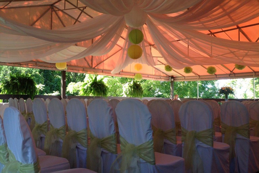 Niagara Wedding Decorations, Bridal Decor, Designs, Bouquets, Touch Of