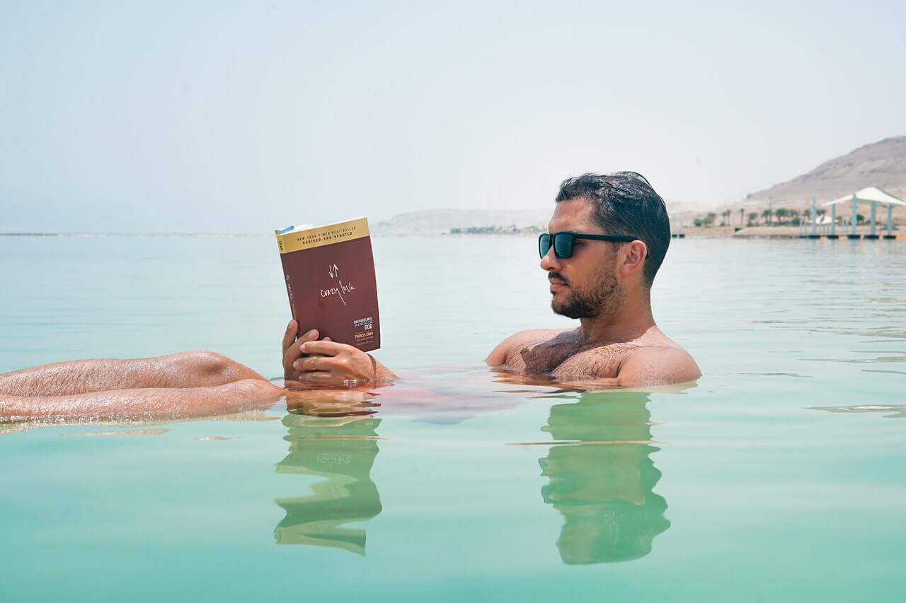 البحر الميت اهم اماكن السياحة في الأردن 